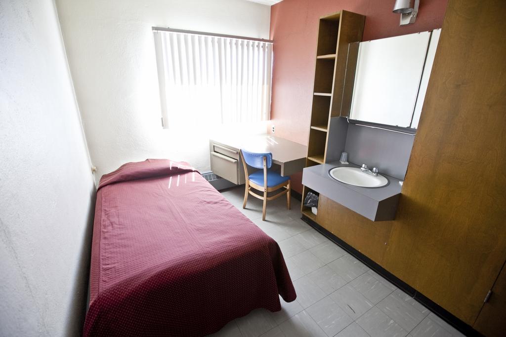 Saint-Augustin-de-Desmaures Residences Campus Notre-Dame-De-Foy חדר תמונה